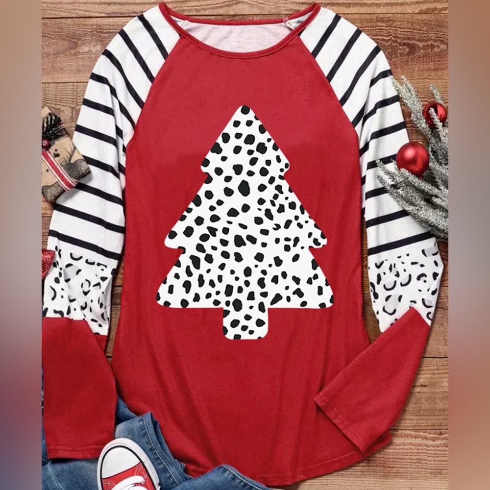 Women’s leopard Christmas tree, long sleeved T-shirt.